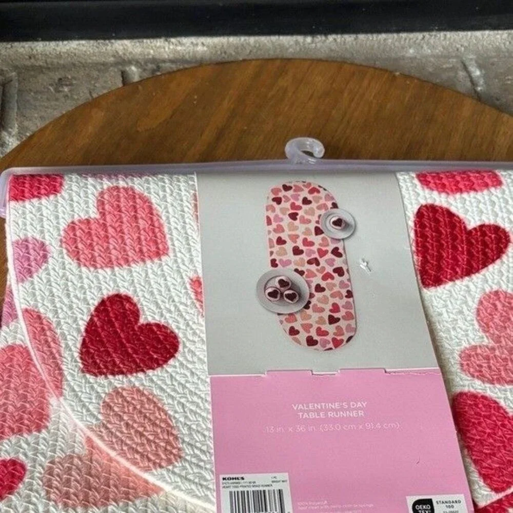 Celebrate Together Valentines Day Heart Table Runner Woven 13